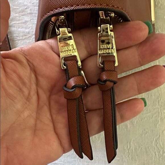 Steve Madden Brown Bkarlee Crossbody Bag Wallet - Picture 6 of 13